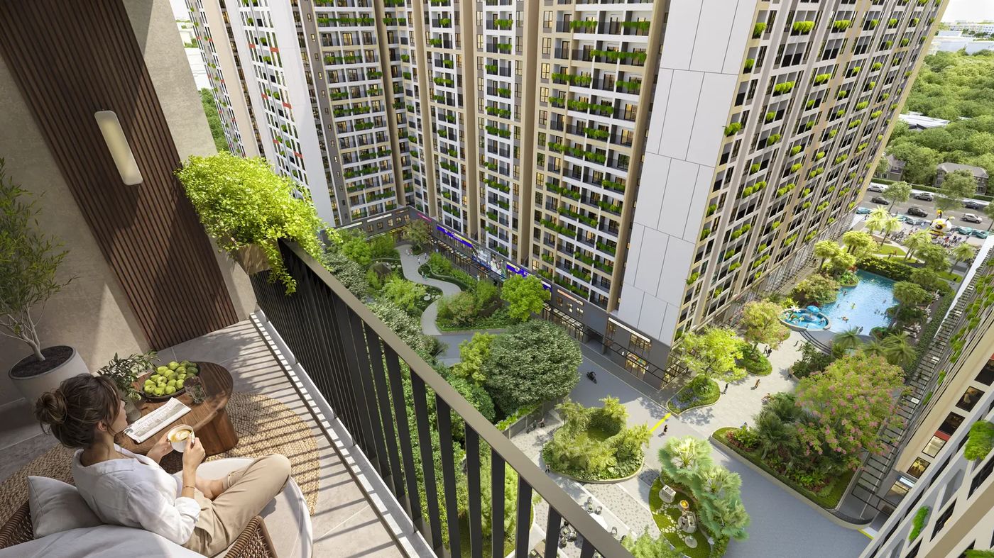 View từ ban công căn hộ nhìn xuống khuôn viên tiện ích
